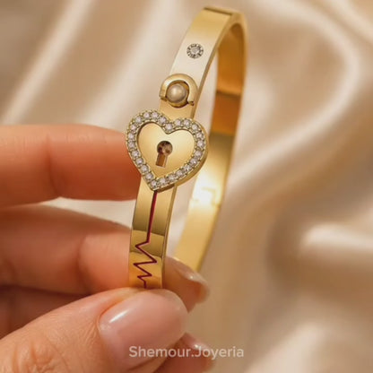 HeartLock™ | Pulsera y Collar